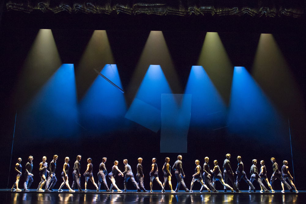 Photo of dancers performing choreography by Alejandro Cerrudo.