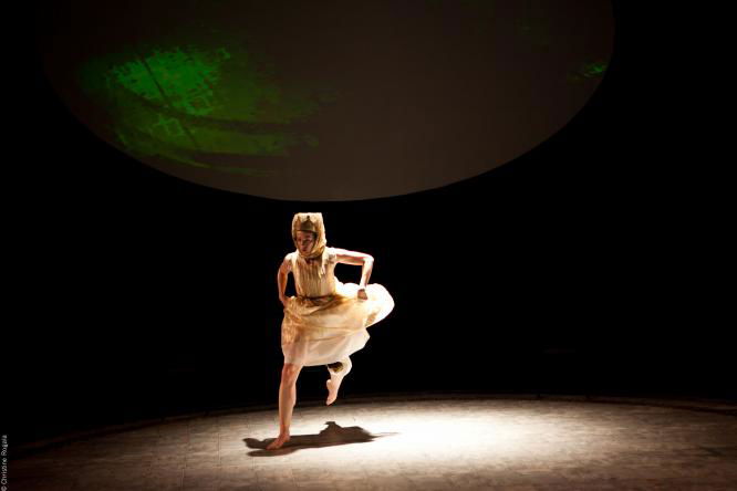 Photo of performance choreographed by Annie-B Parson.