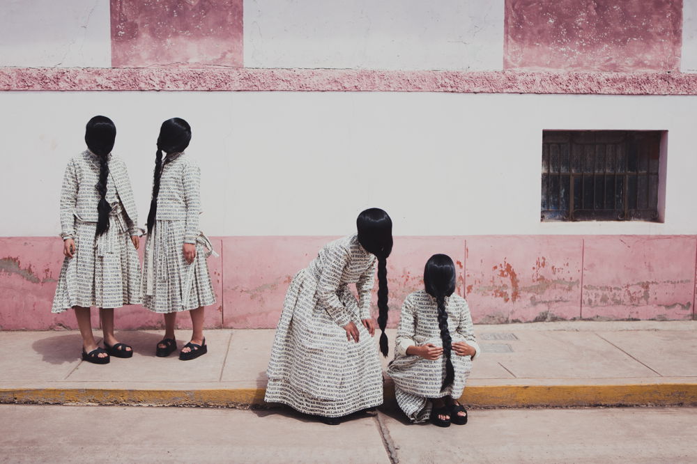 <em>La espera/The waiting</em>, 2013. Cotton canvas, rubber, synthetic hair. Photo by Erasmo Wong.